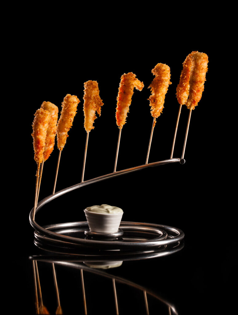 BROCHETAS DE COLA DE LANGOSTINO CON ALI-OLI CASERO